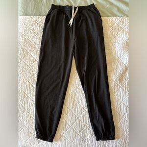 Vuori Jogger Pants